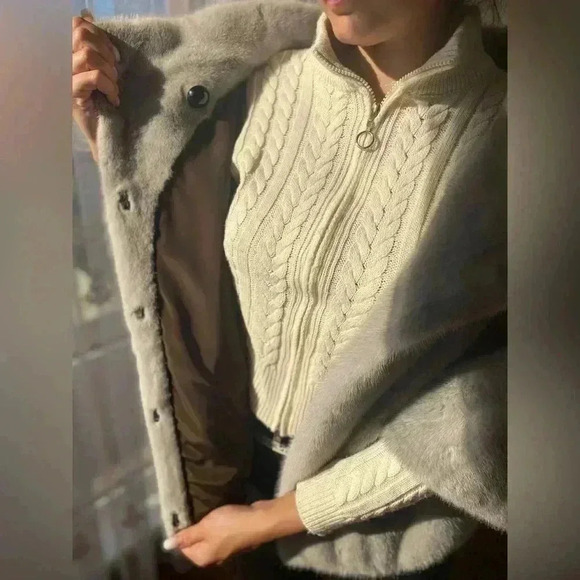 Luxury Real Mink Fur Short Jacket Silver/Gray No Dyes 3/4 Sleeves Size S/M - Picture 6 of 16